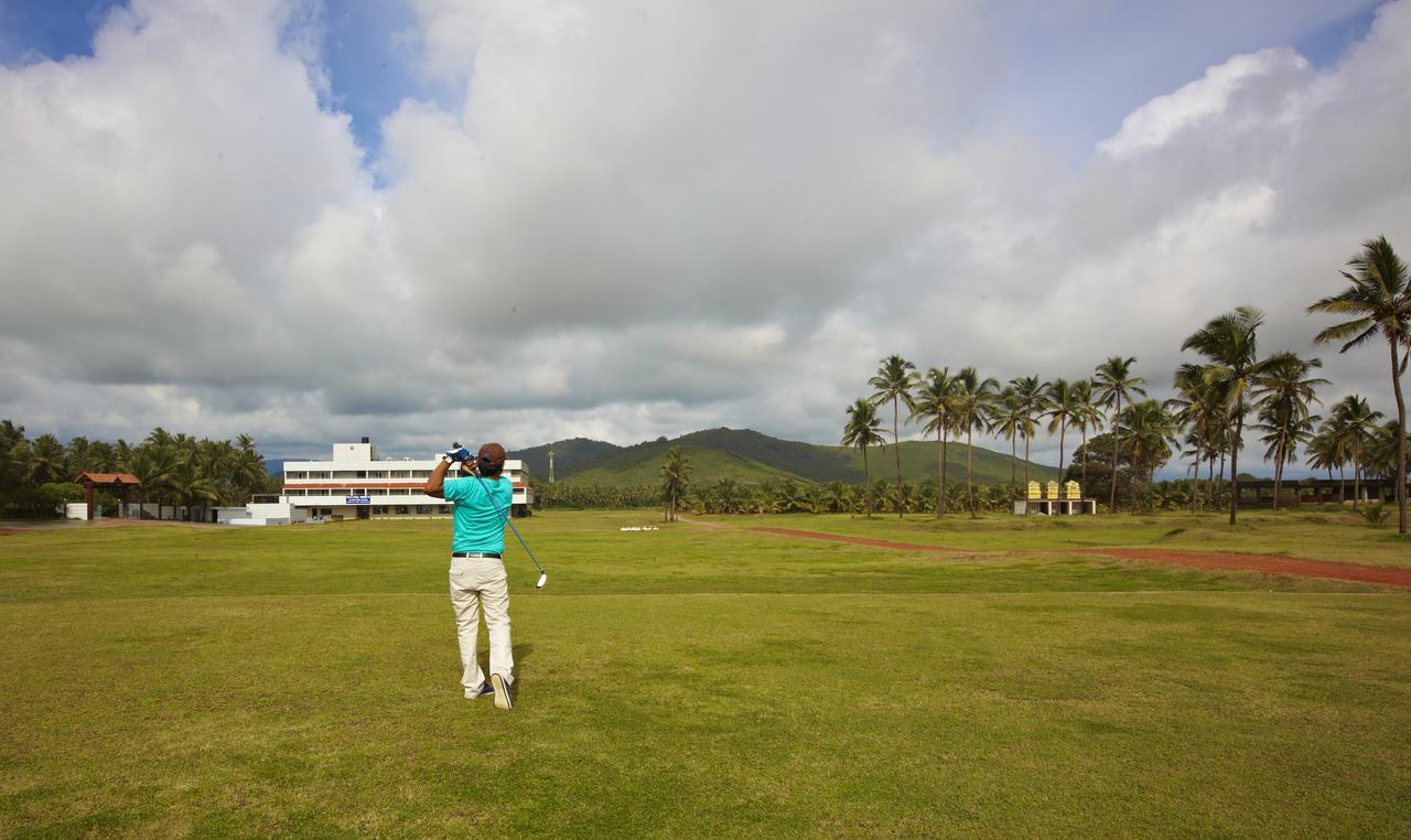 Rns Golf Resort & Nature Cure Centre Māvalli Esterno foto
